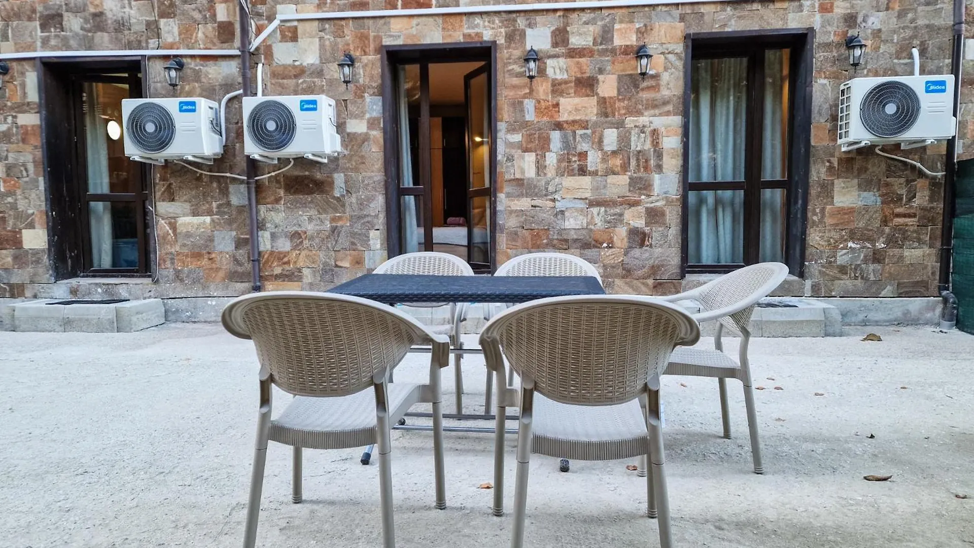 Bansko Getaway- Ski & Summer Activities , Sleep 6